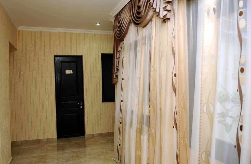 Hotel Lions Tbilisi Zewnętrze zdjęcie