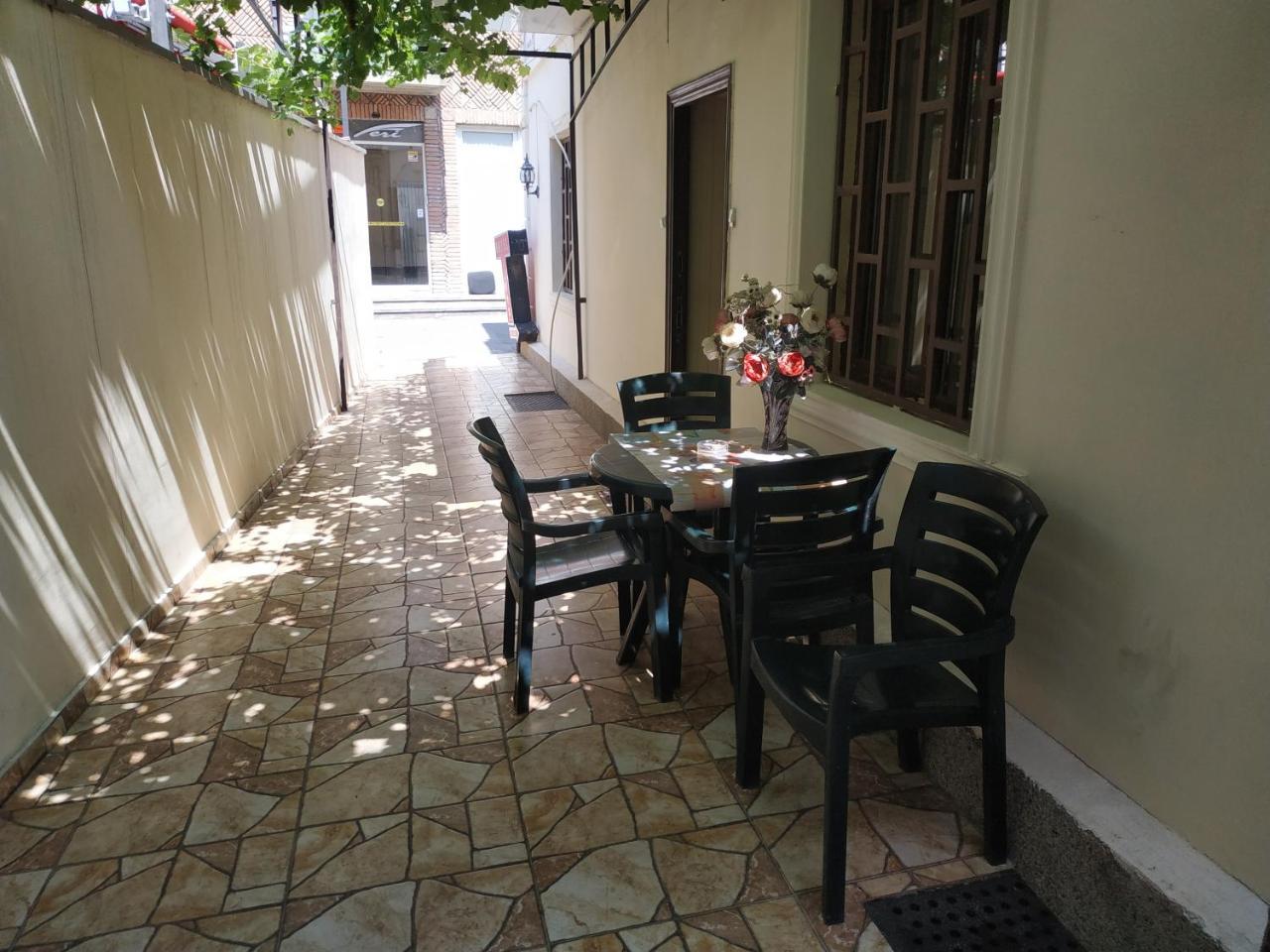 Hotel Lions Tbilisi Zewnętrze zdjęcie